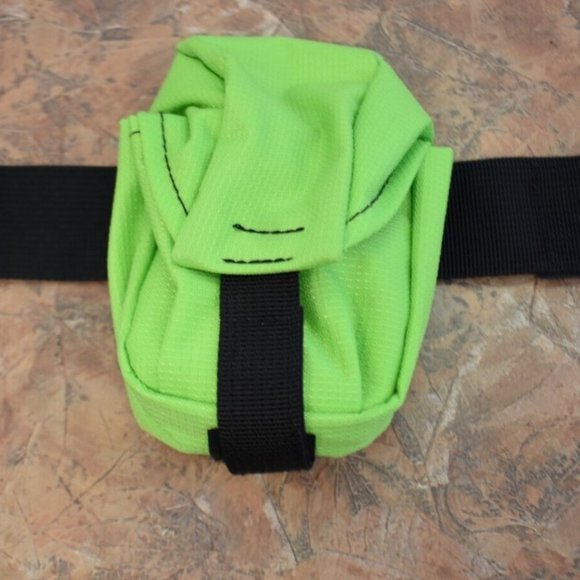 Speedsleev Bicycle Seat Saddle Bag Pack Ranger S Waterproof Retail $35 Green - Picture 5 of 8
